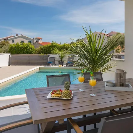 Sibinium (adults Only)