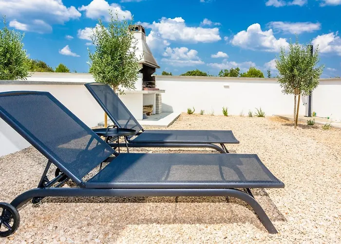 בית נופש Sibinium (adults Only) שיבניק